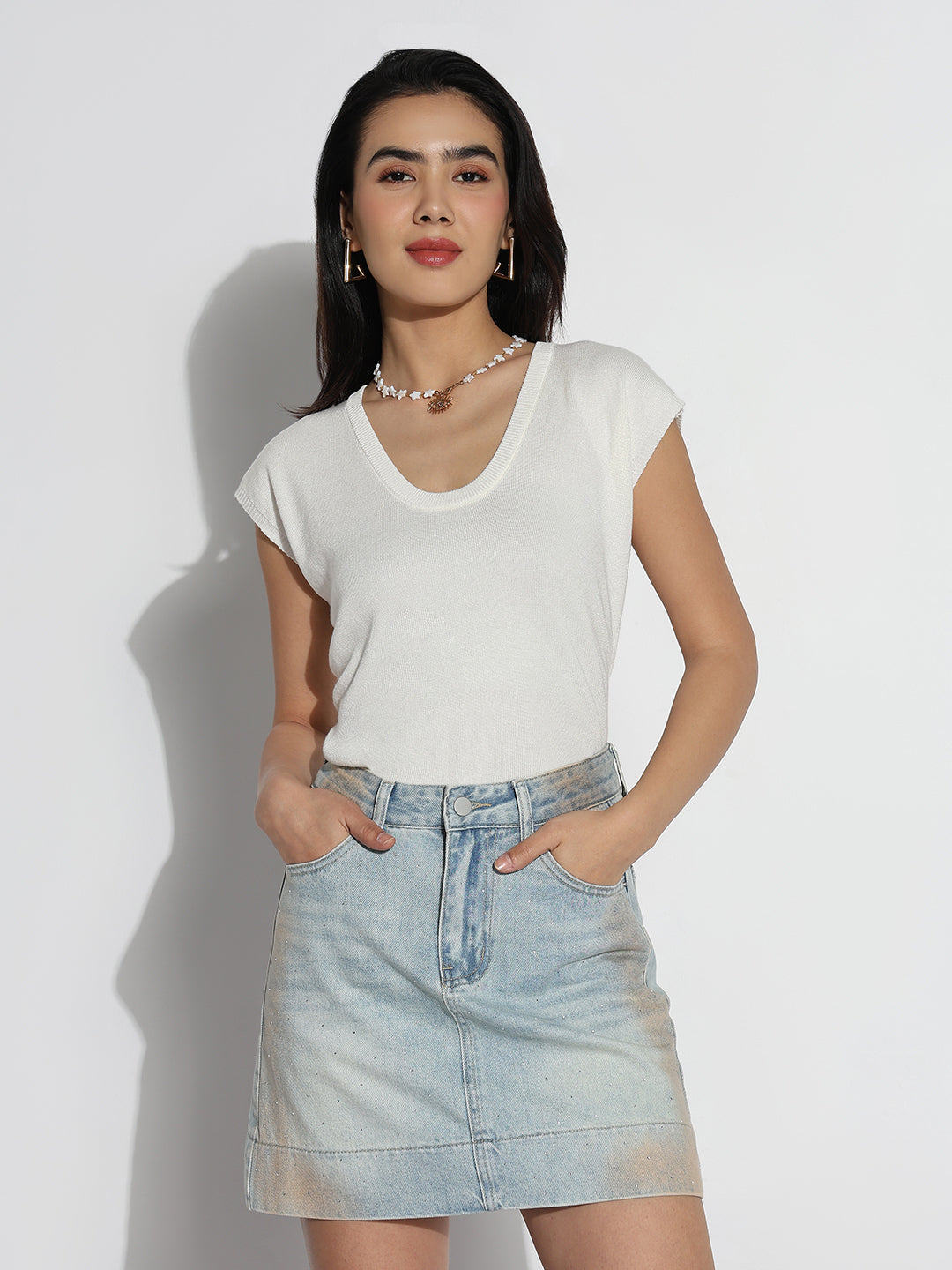 Women Round Neck White Solid Top