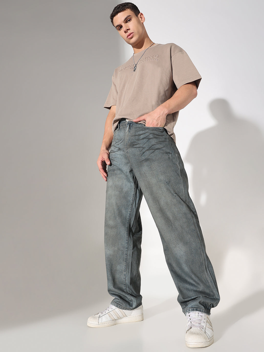 Men's Blue Relaxed Fit Jeans with Washed Effect