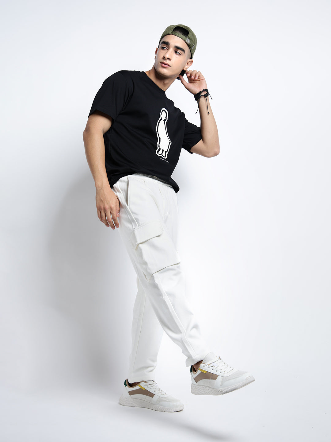 Men's White Tapered Fit Cargo Trousers