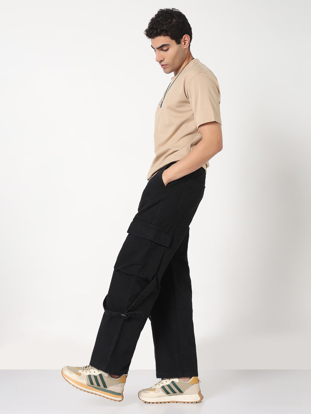 Men's Black Straight Fit Cargo Clean Look Jeans