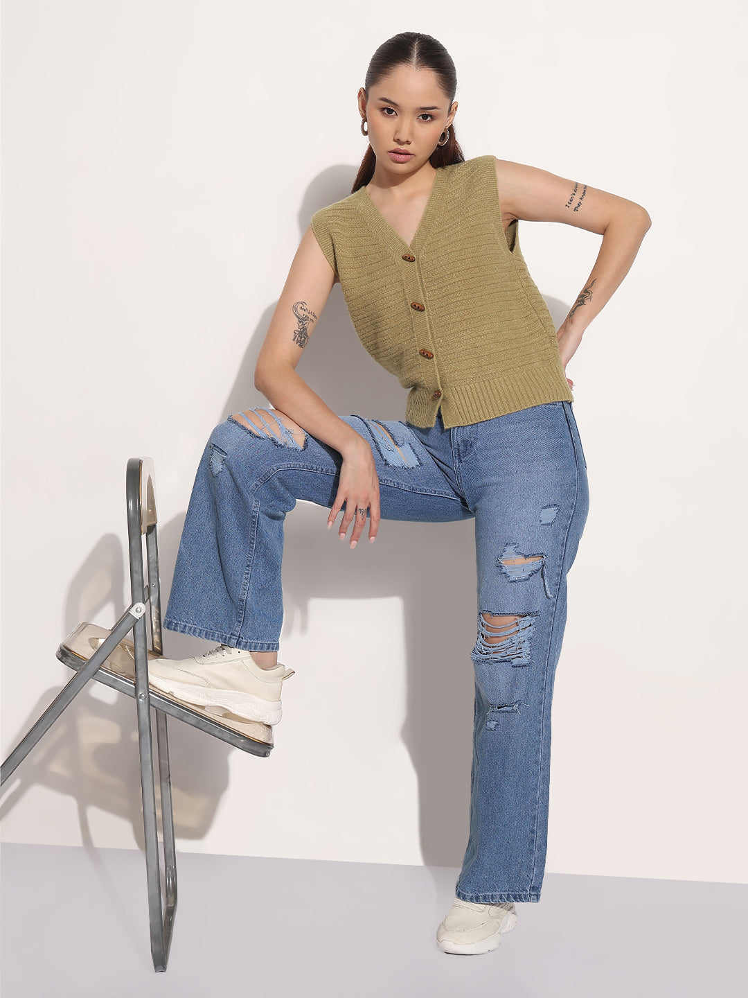 Women's Olive V-Neck Sleeveless Knitted Top with Button Detail