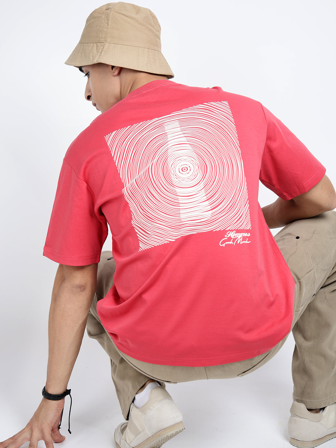 Men's Graphic Print Red Short Sleeves Round Neck Relaxed Fit T-Shirt