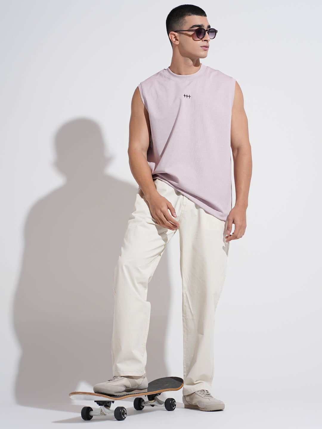 Men's Graphic Print Lavender Sleeveless Round Neck Relaxed Fit T-Shirt