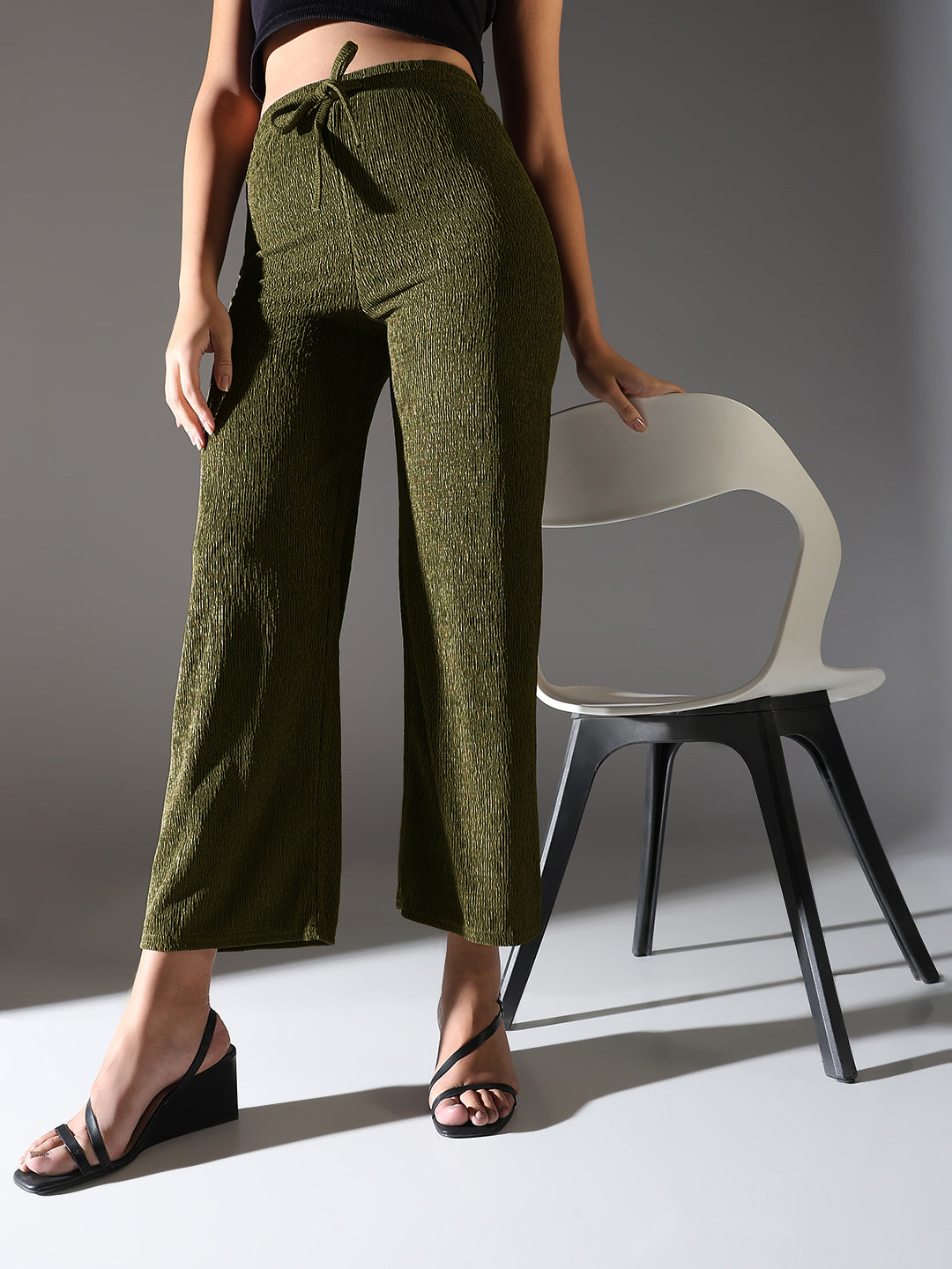 Women Olive Solid Parallel Trousers