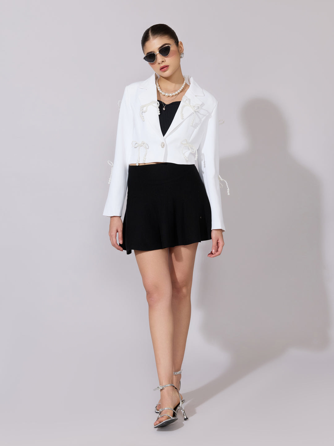 Women's White Pearl Bow Embellished Crop Blazer