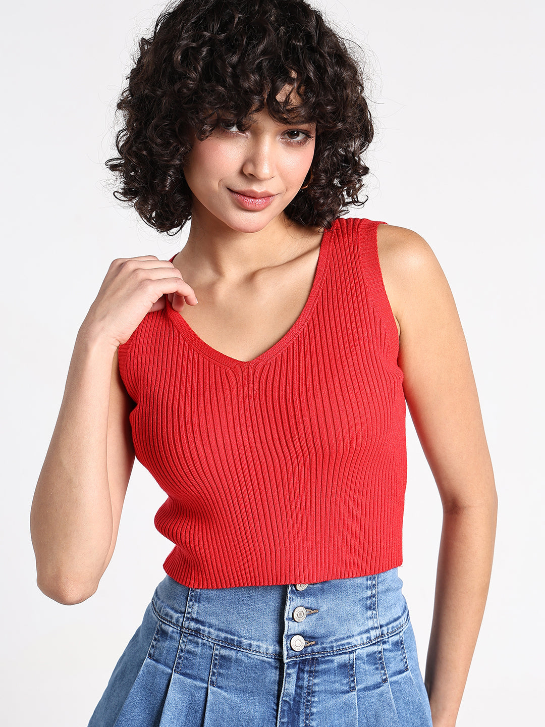 Women's Red Ribbed V-Neck Sleeveless Crop Top