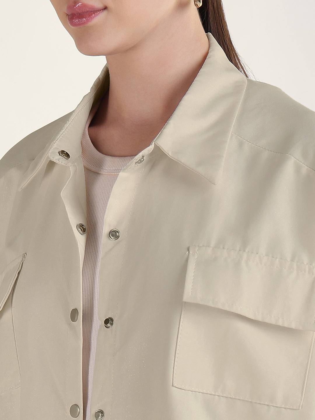 Women's Solid Beige Spread Collar Tailored Jacket
