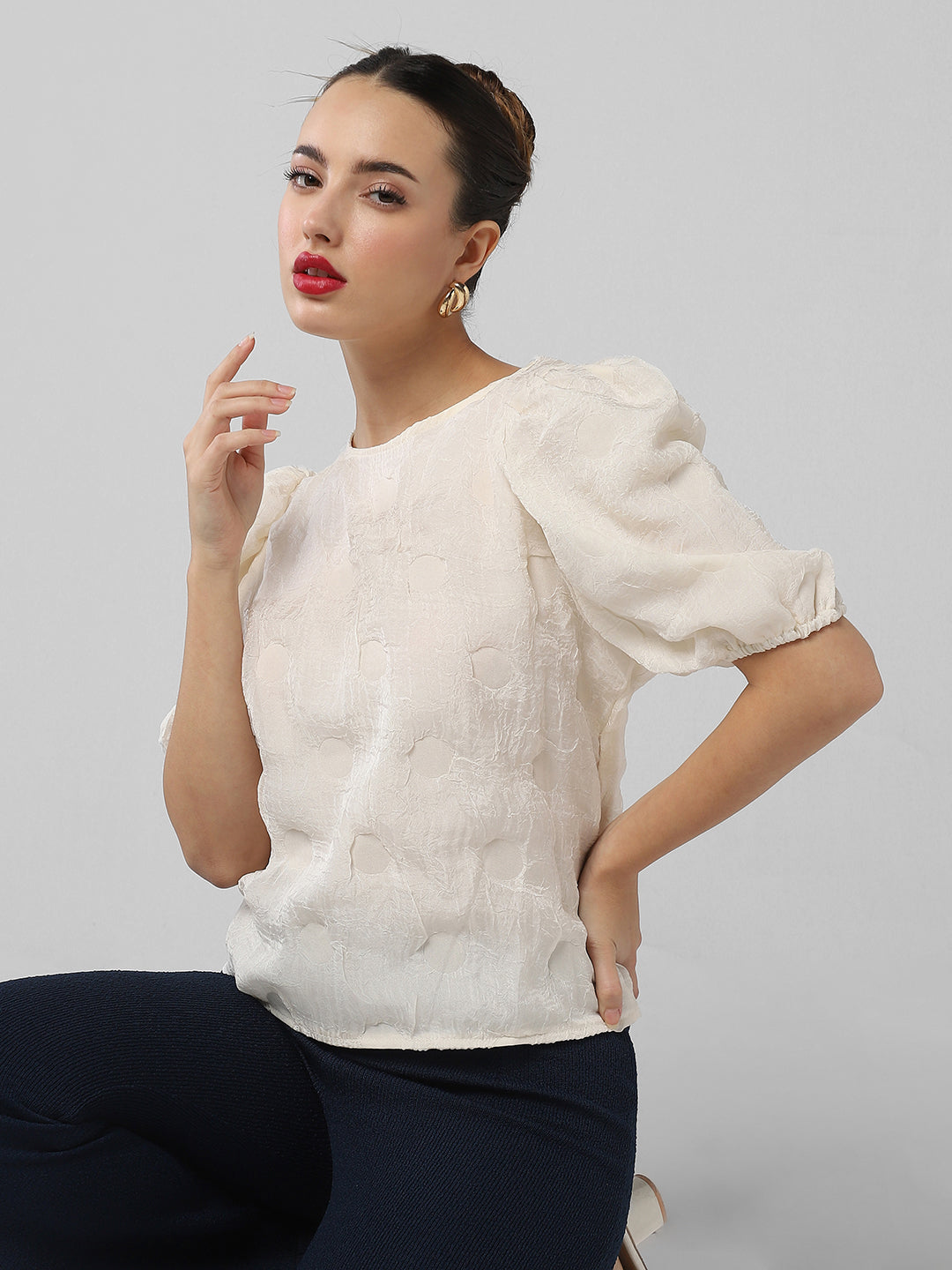 Women Cream Solid Top