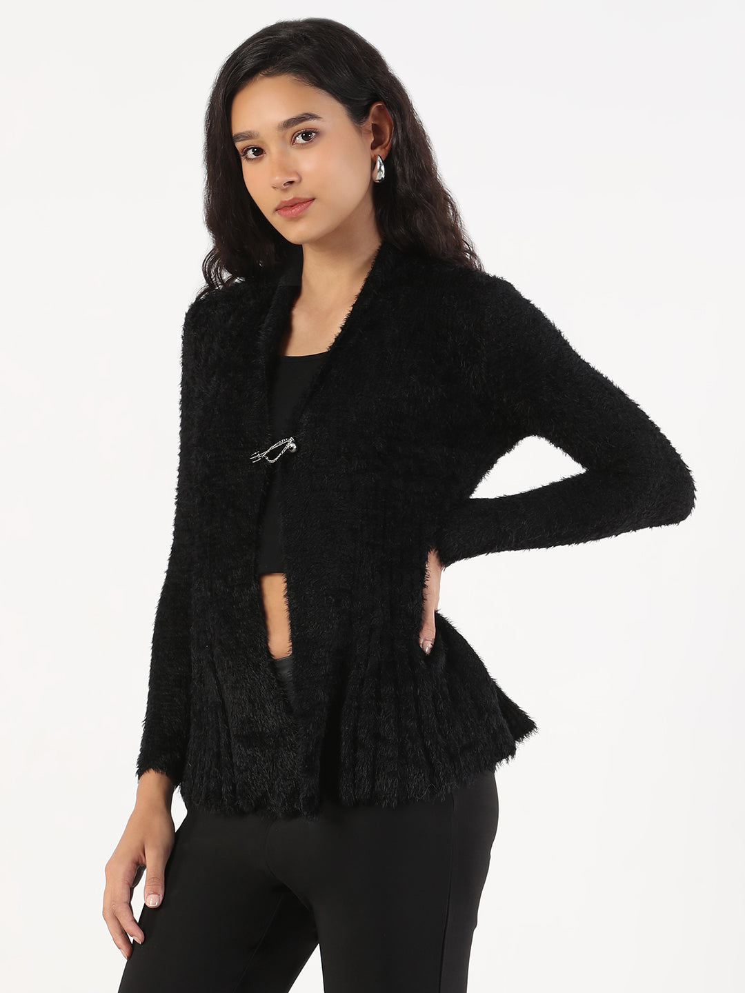 Women Black Solid Shrug with Broach