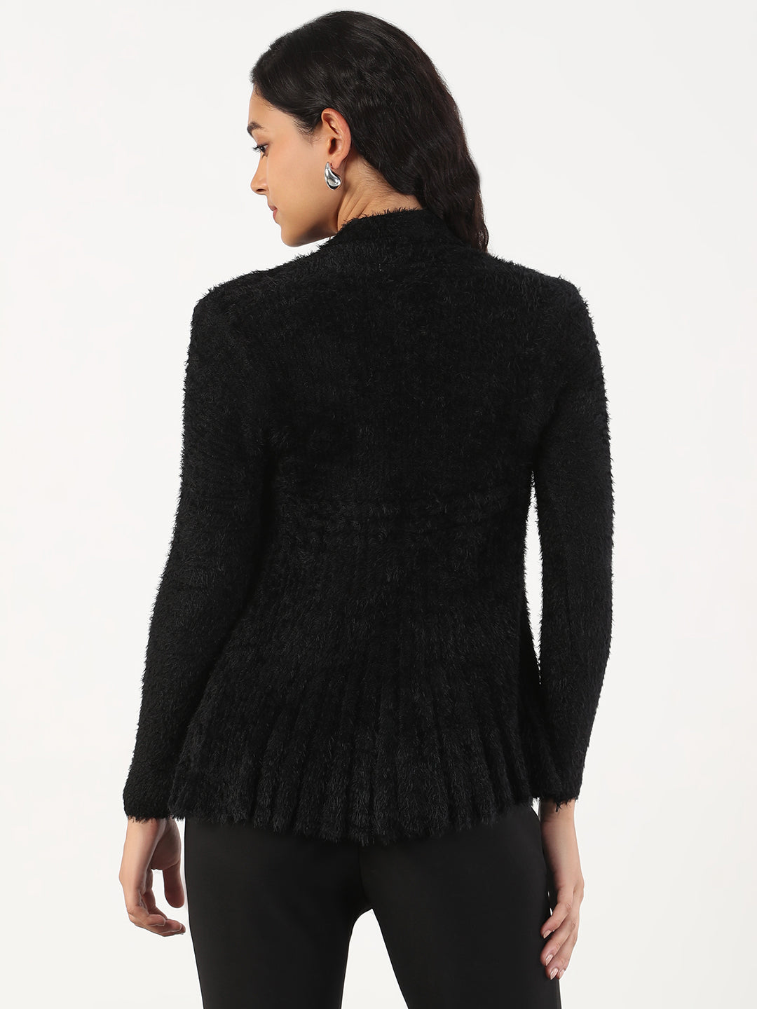 Women Black Solid Shrug with Broach