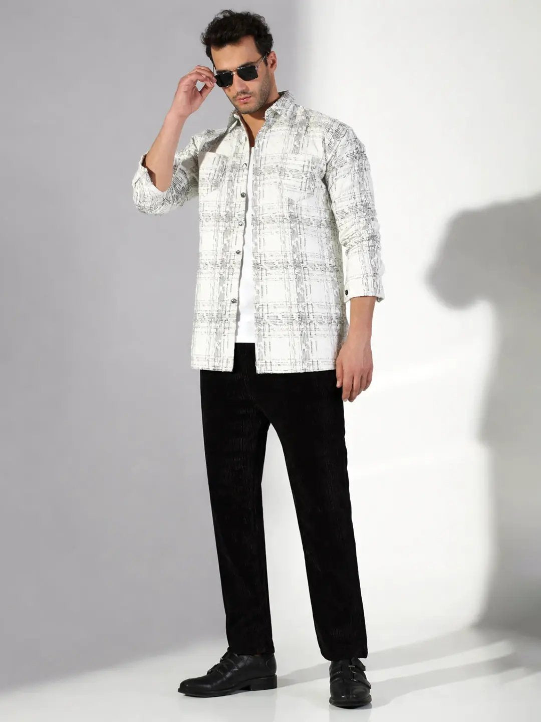 Men's Abstract Checked White Shacket - Uncategorized from SHOWOFFFF
