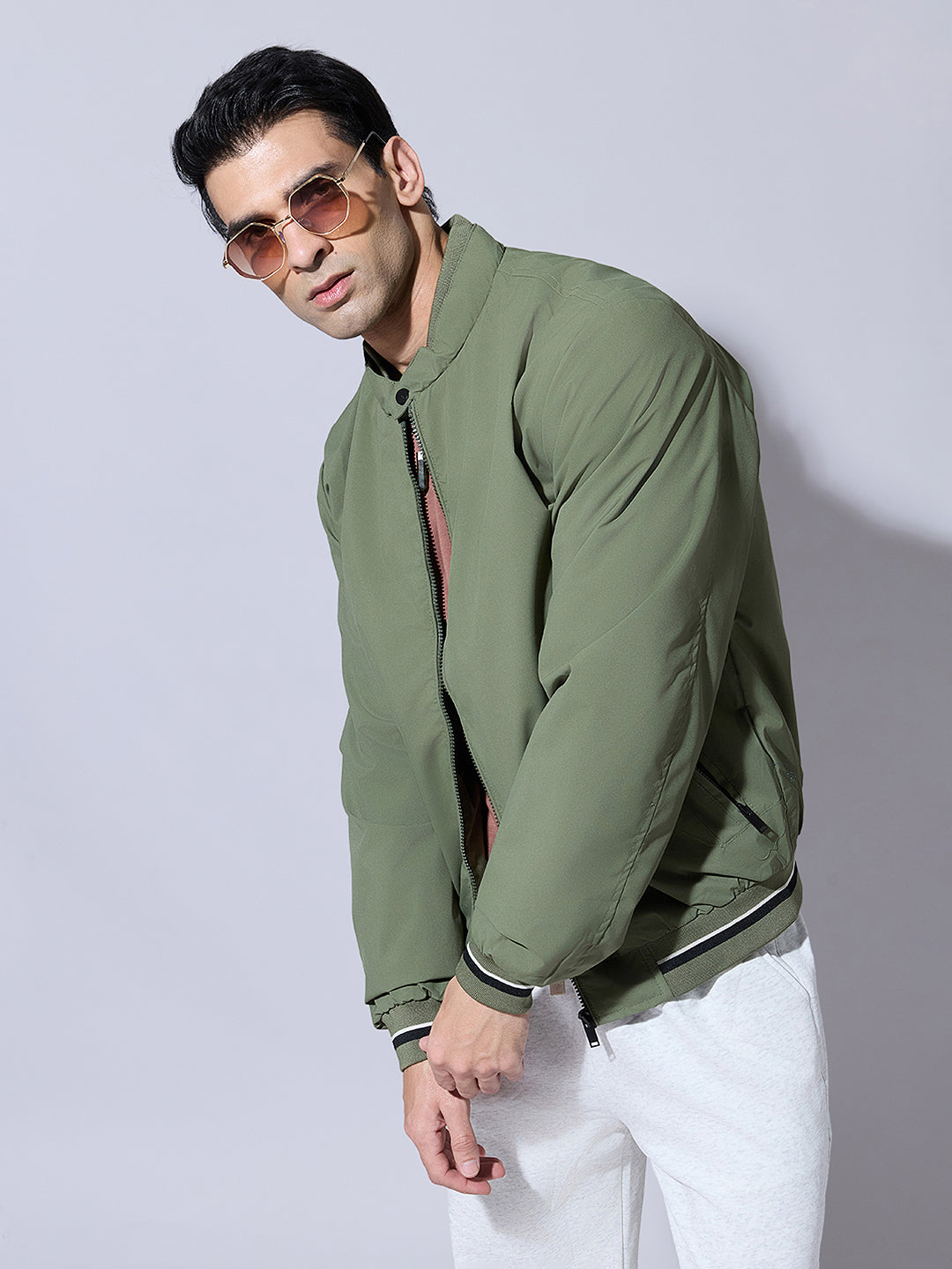 Men's Green Zip-Up Bomber Jacket with Ribbed Hem