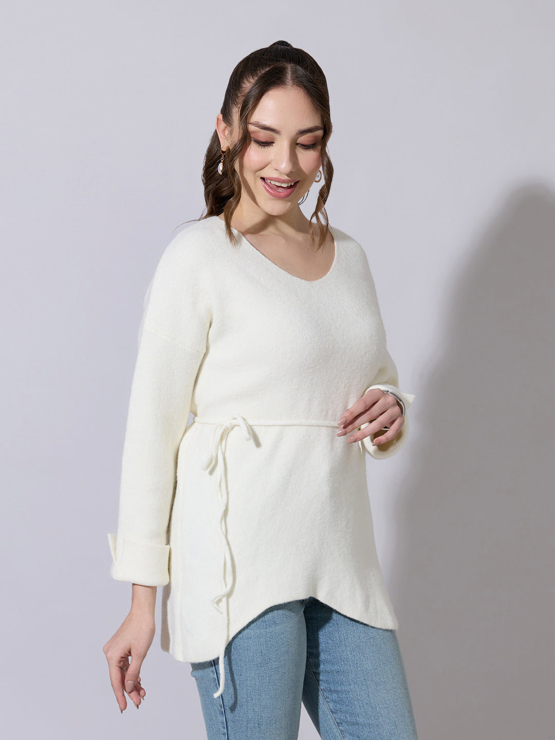 Women's Knitted Off White V-Neck Top with Tie-Up Belt