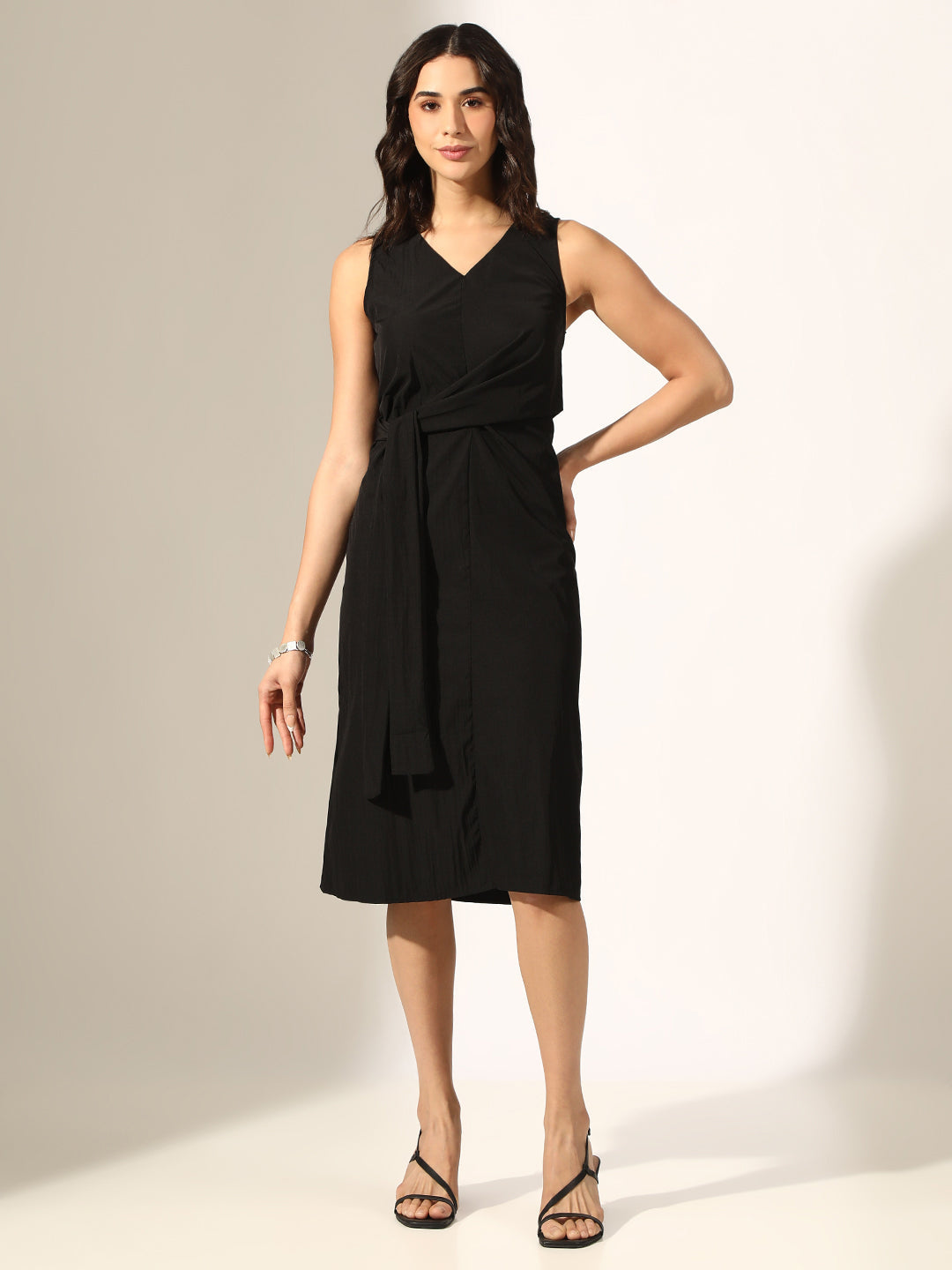 Women's Black Sleeveless Wrap Midi Dress with Tie-Up Waist