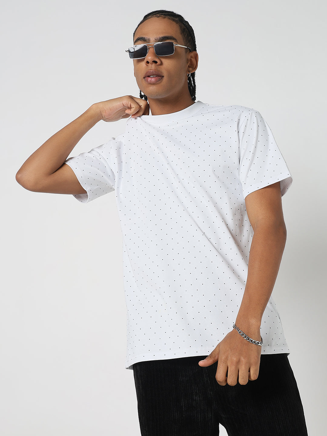 Men Casual White & Black Dots T-Shirt