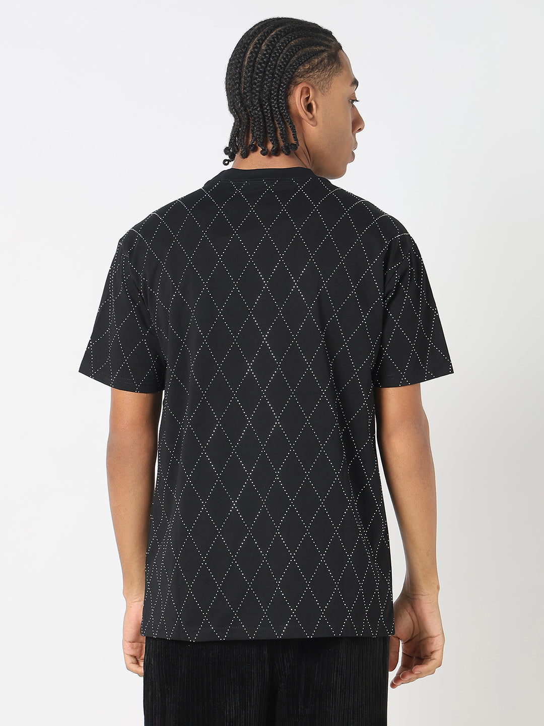 Men Casual Black & White Geometric T-Shirt