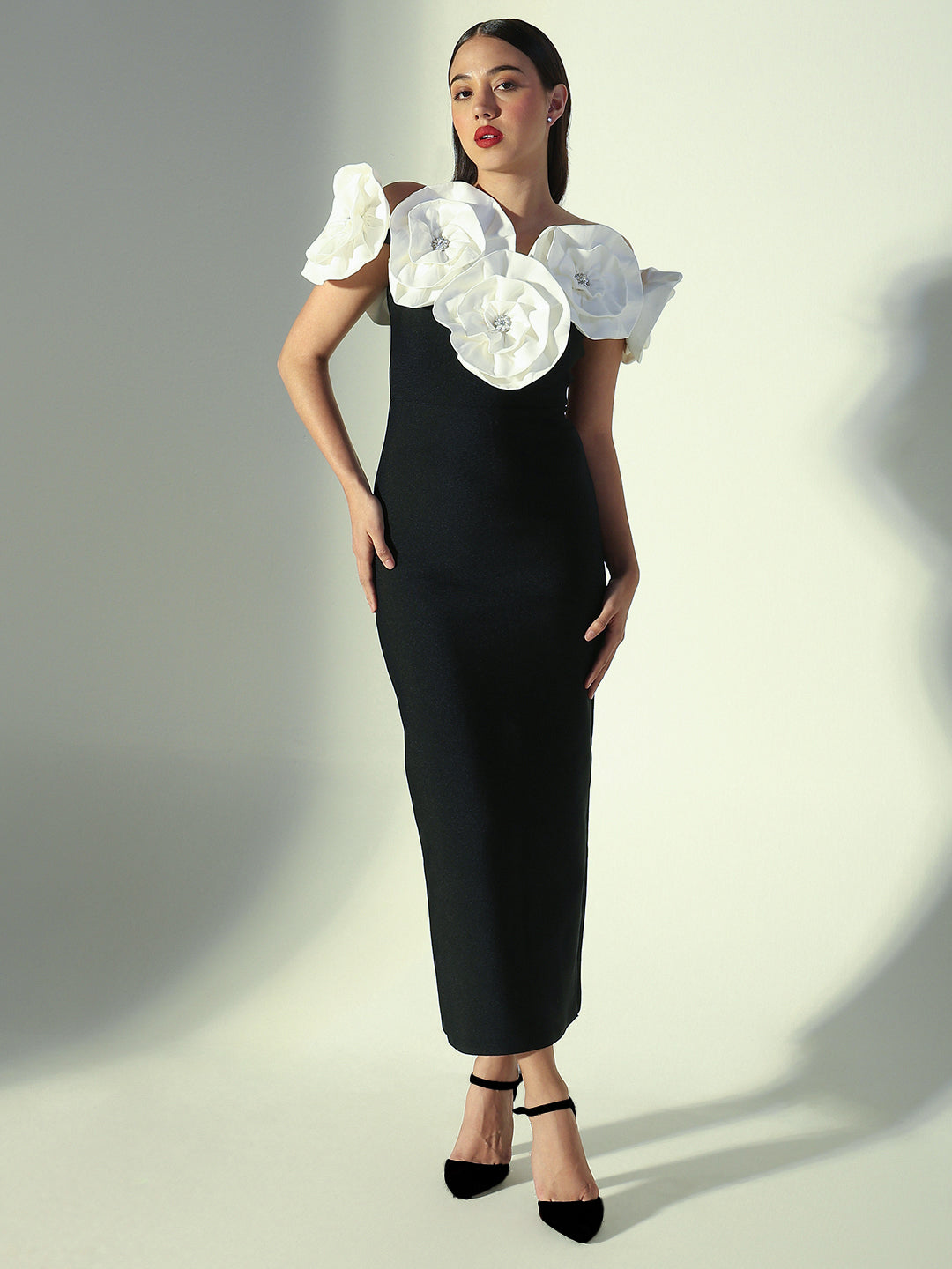 Women's Black Floral Applique Off-Shoulder Maxi Dress