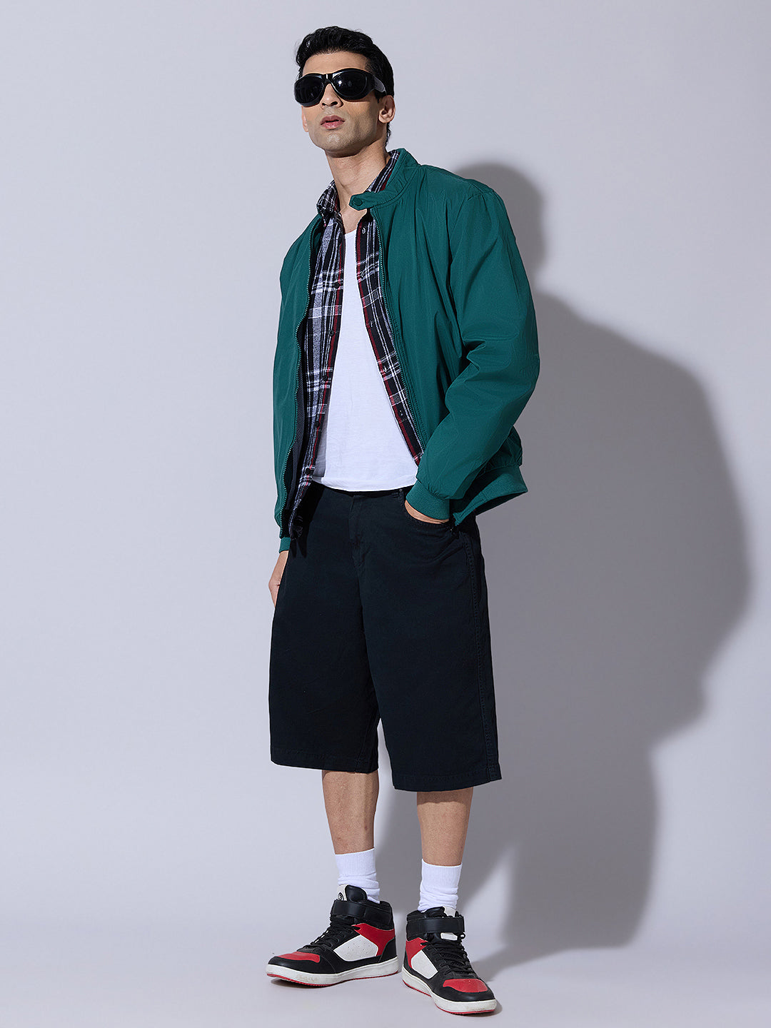 Men's Green Zip-Up Bomber Jacket with Ribbed Hem