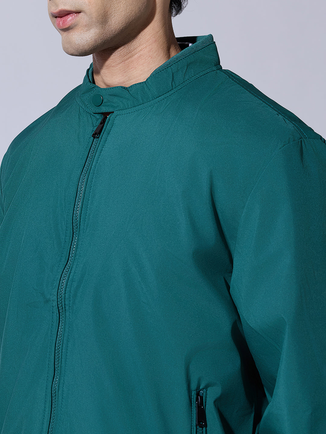 Men's Green Zip-Up Bomber Jacket with Ribbed Hem