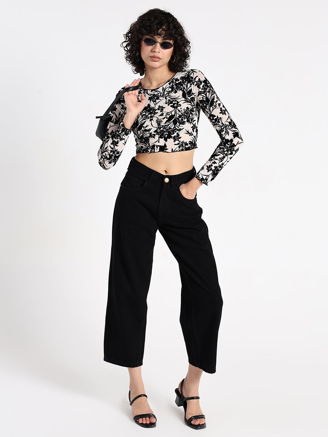 Women's Floral White Fitted Crop Top