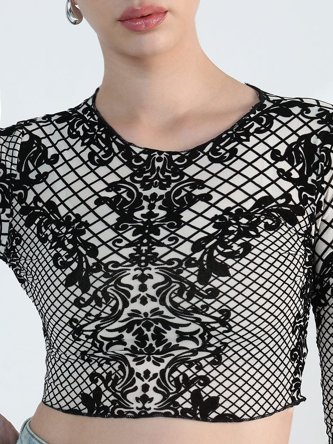 Women's Printed White Geometric Mesh Crop Top