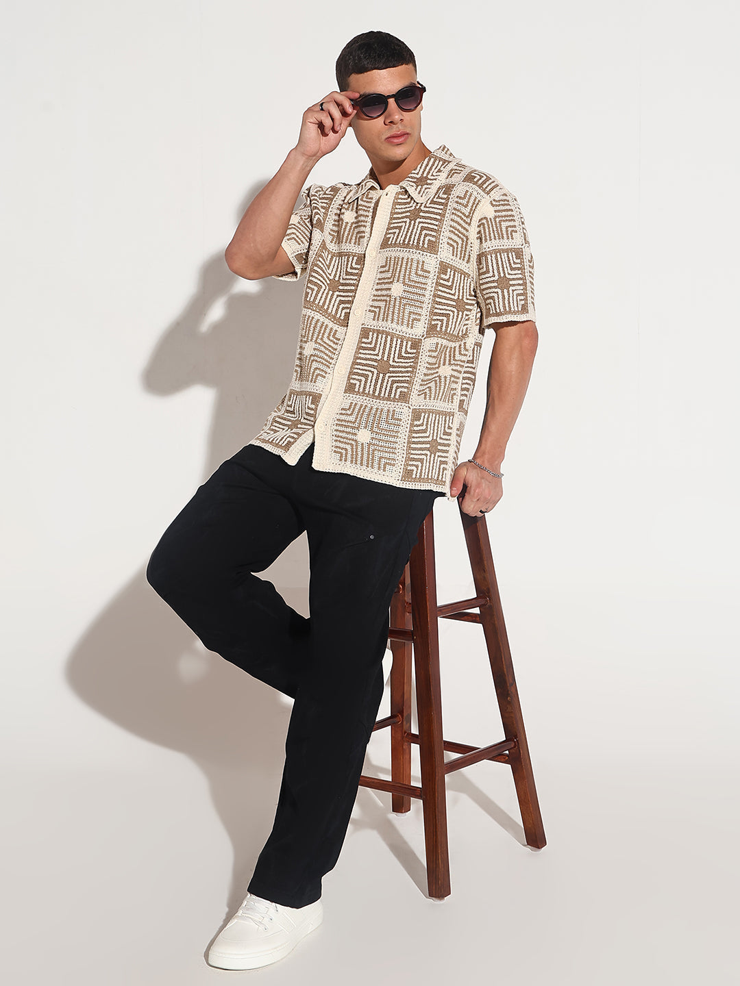 Men's Beige Crochet Geometric Pattern Short Sleeve Shirt