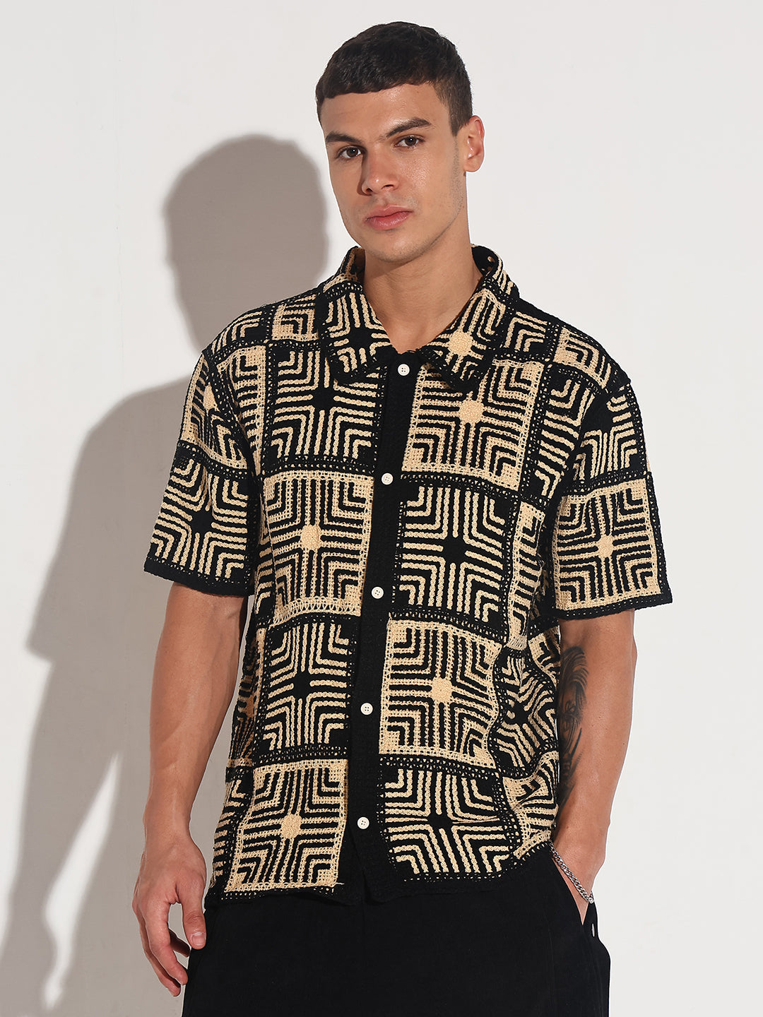 Men's Black Crochet Geometric Pattern Short Sleeve Shirt
