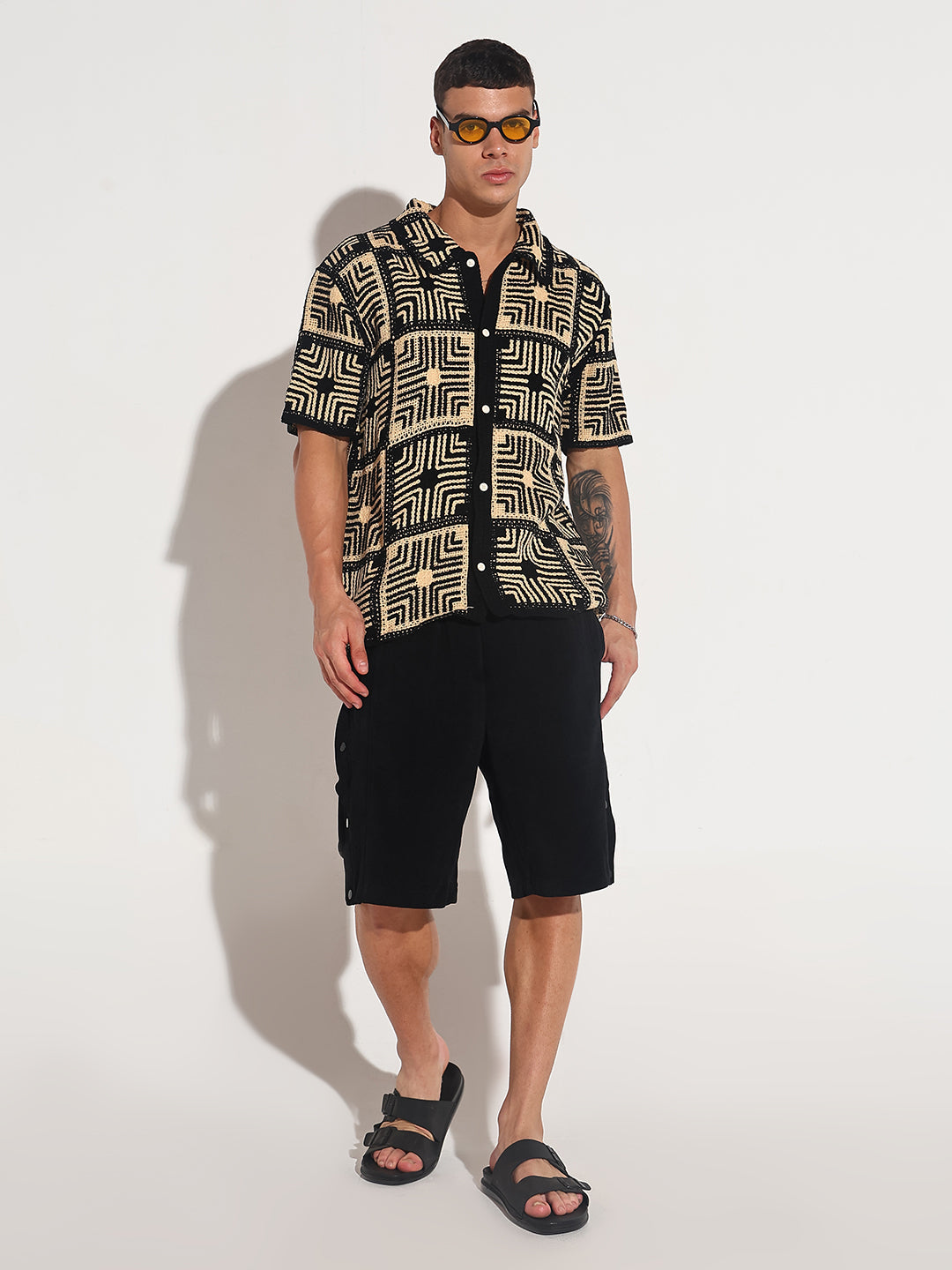 Men's Black Crochet Geometric Pattern Short Sleeve Shirt