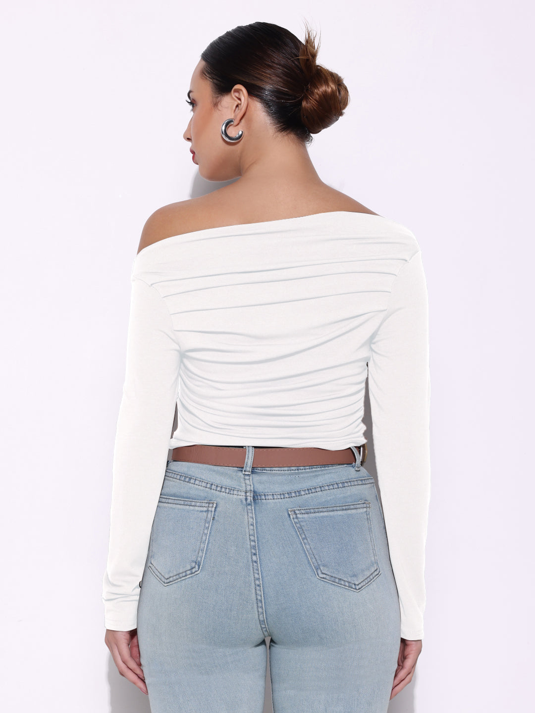 Women Solid White Off-Shoulder Top