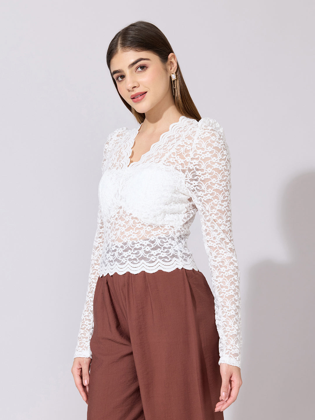 Women's Floral White Scallop V-Neck Sheer Lace Fitted Top