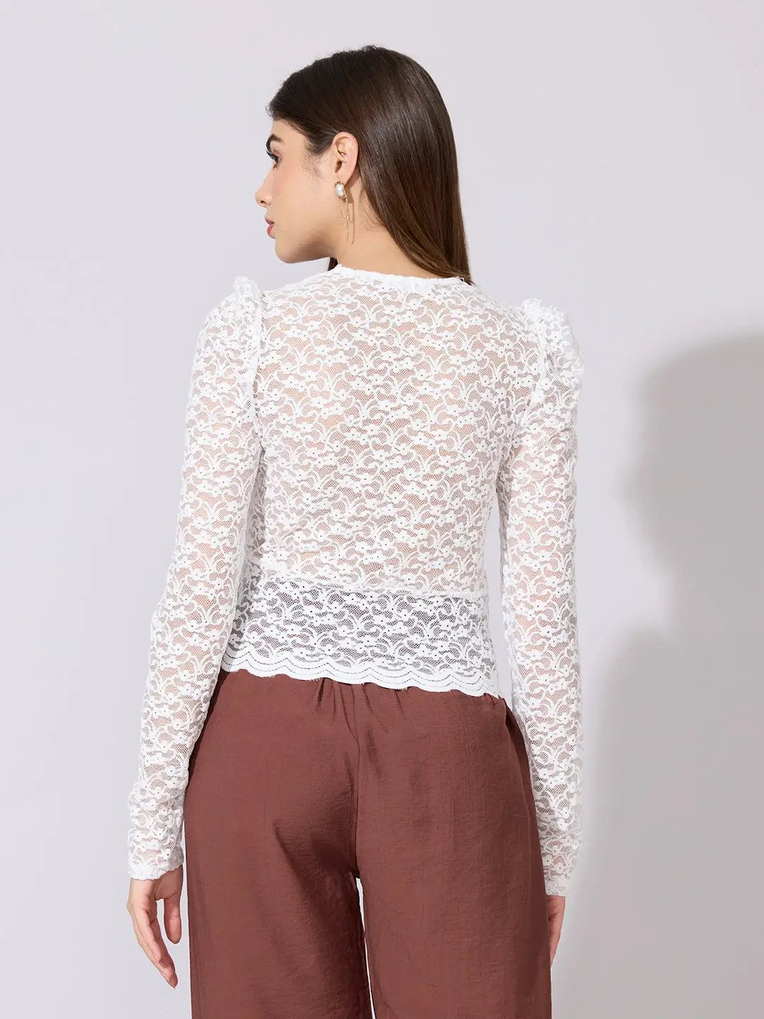 Shop Women's Floral White Scallop V-Neck Sheer Lace Fitted Top