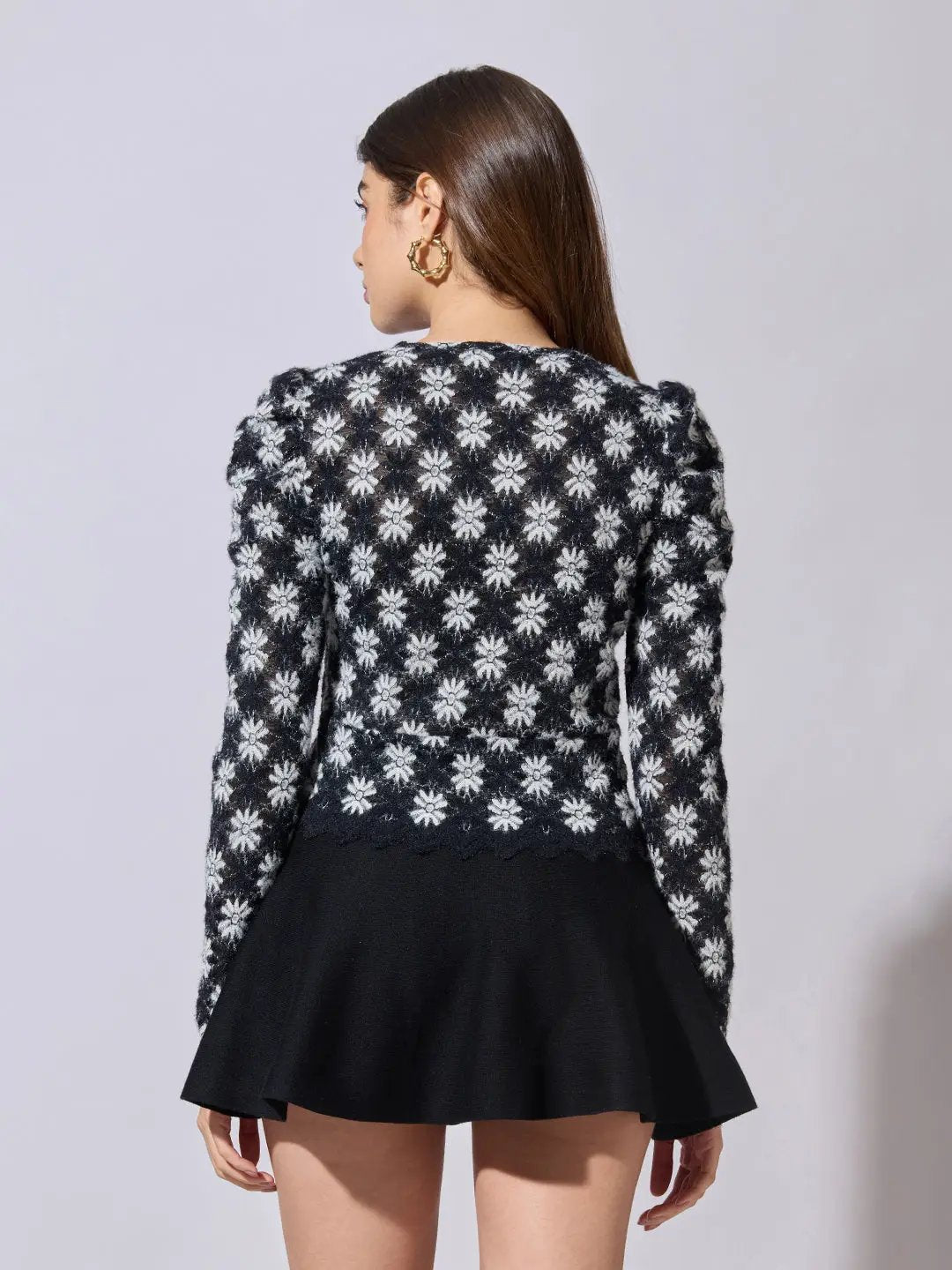 Women's Floral Black Scallop V-Neck Sheer Lace Fitted Top
