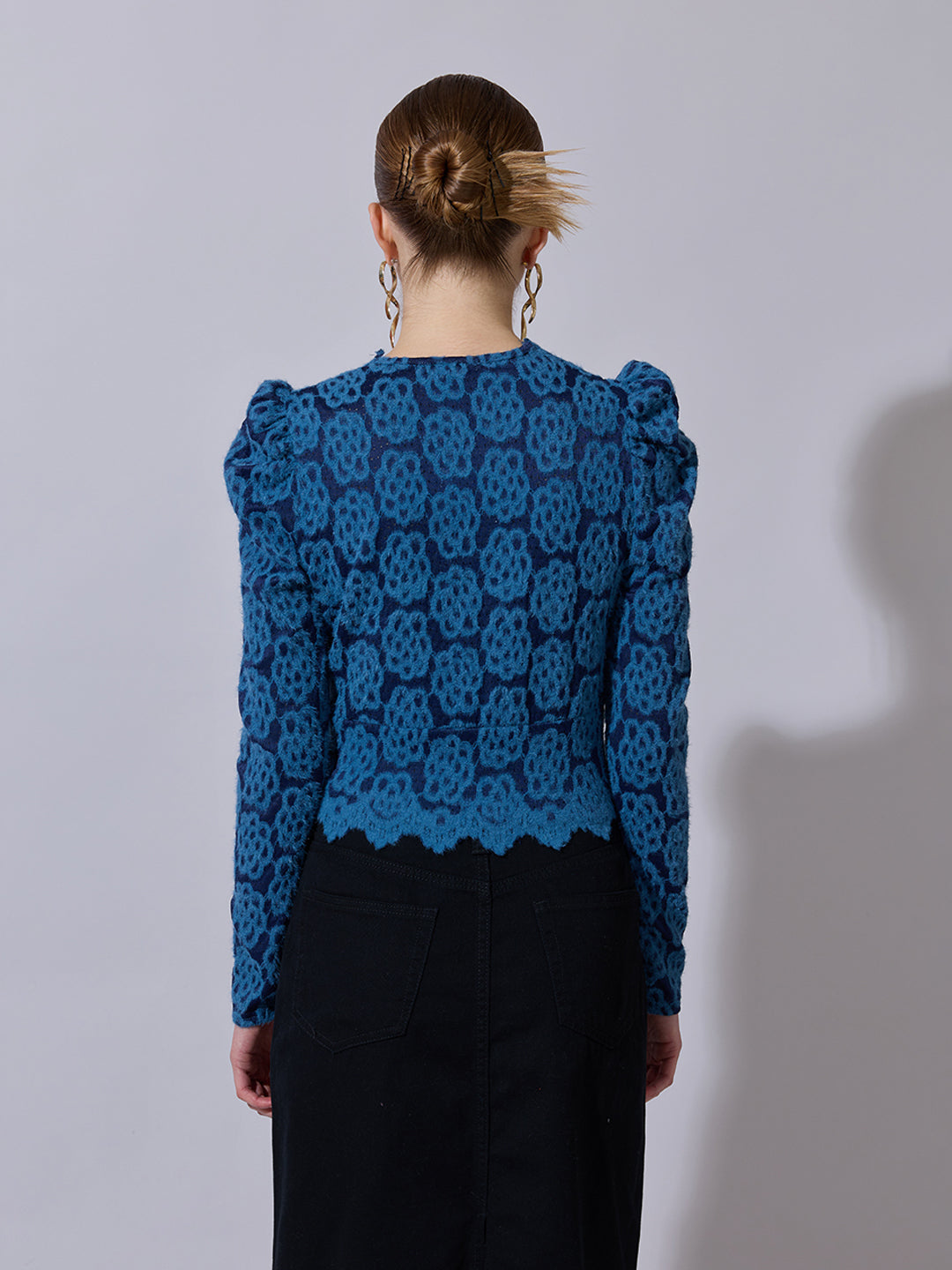 Women's Lace-Pattern Blue Scalloped V-Neck Top