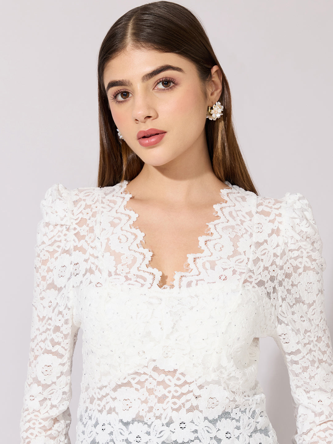 Women's Embellished White Scallop V-Neck Sheer Fitted Top