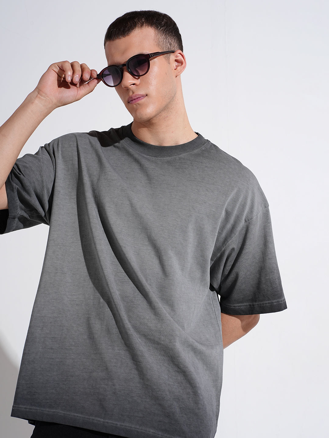 Men's Faded Ombre Grey Short Sleeves Crew Neck Oversized T-Shirt