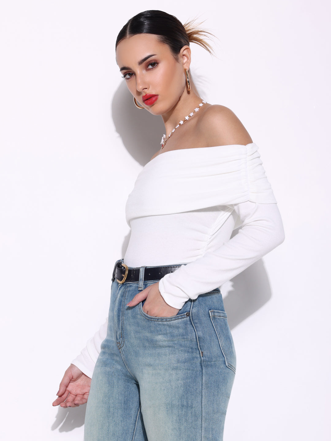 Women Solid White Top