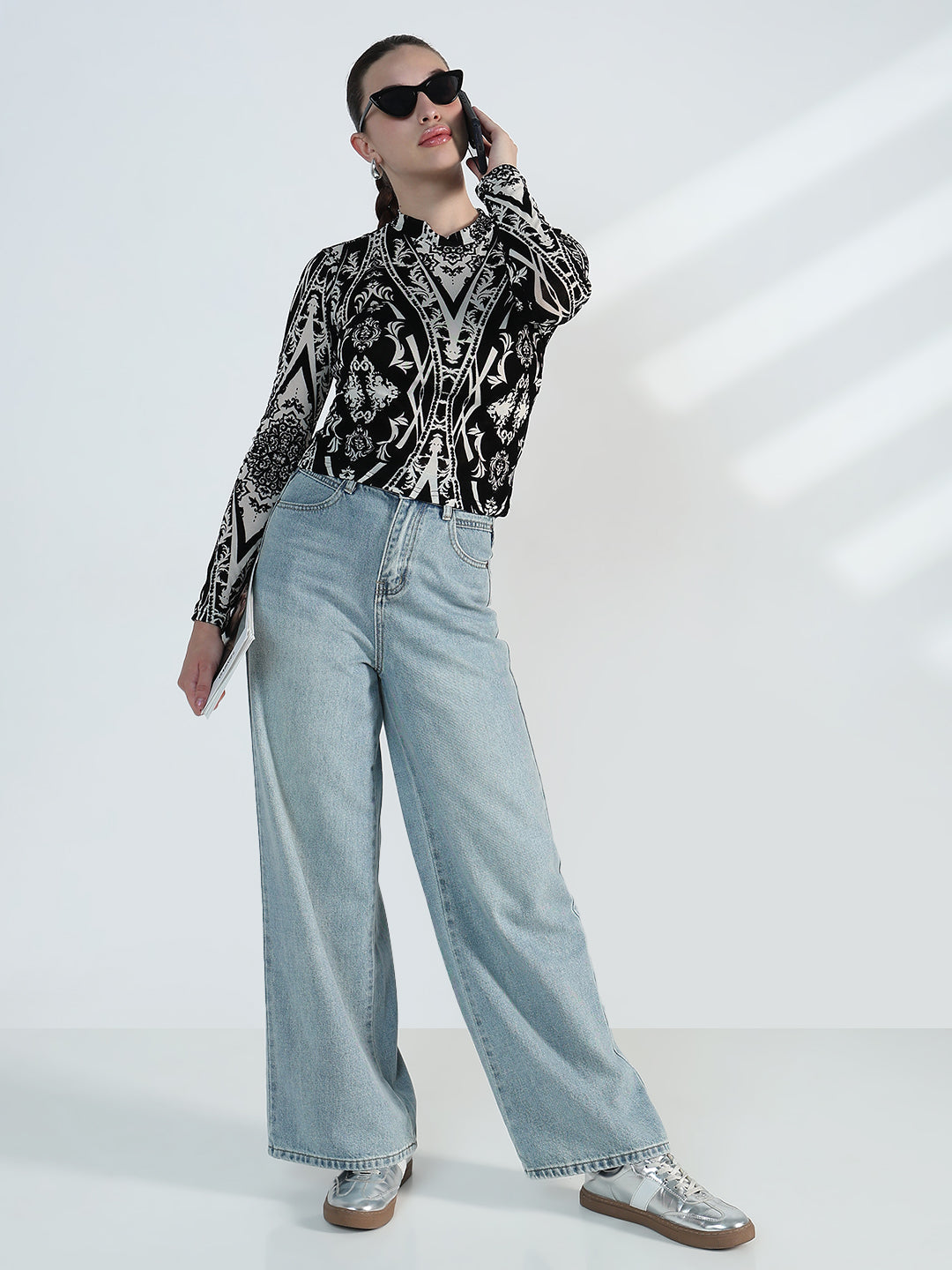 Women's Printed Black Mesh Crop Top