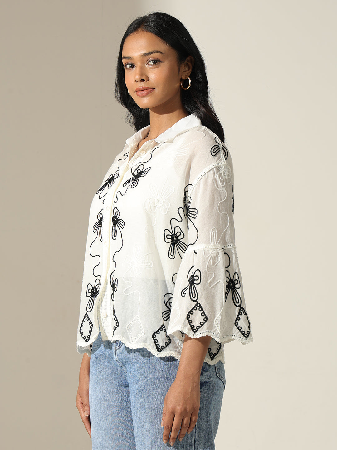 Women's Embroidered White Relaxed Fit Shirt with Scalloped Hem