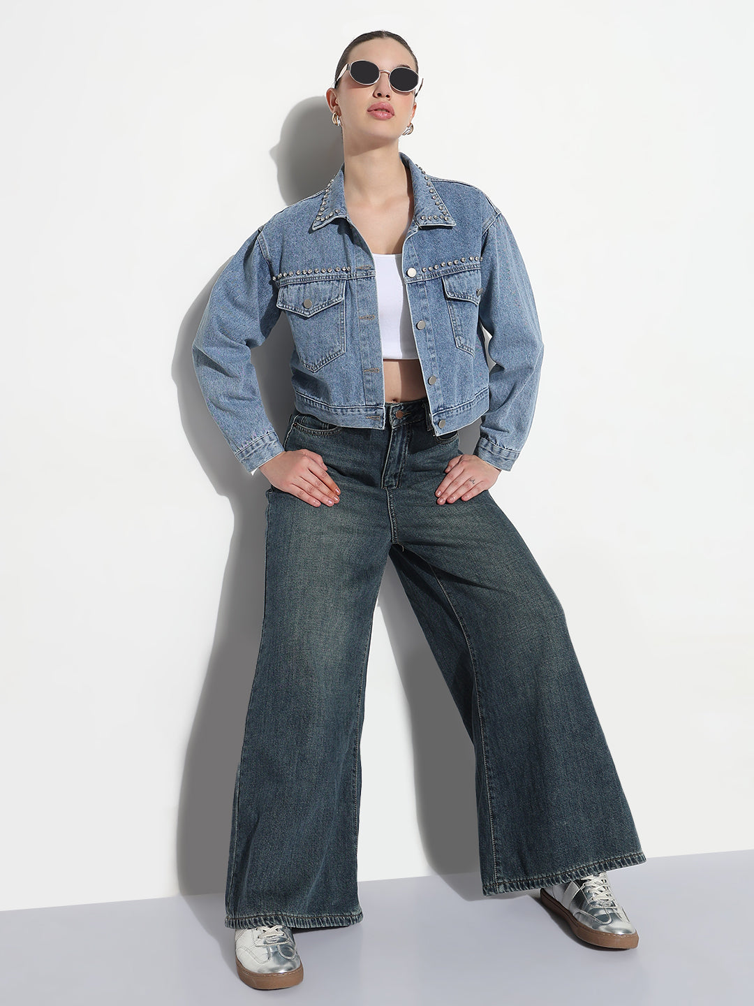 Women's Embellished Blue Spread Collar Relaxed Fit Denim Jacket