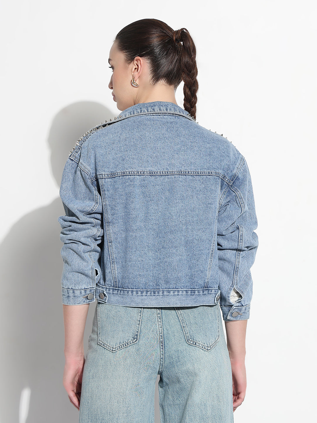 Women's Embellished Blue Spread Collar Relaxed Fit Denim Jacket