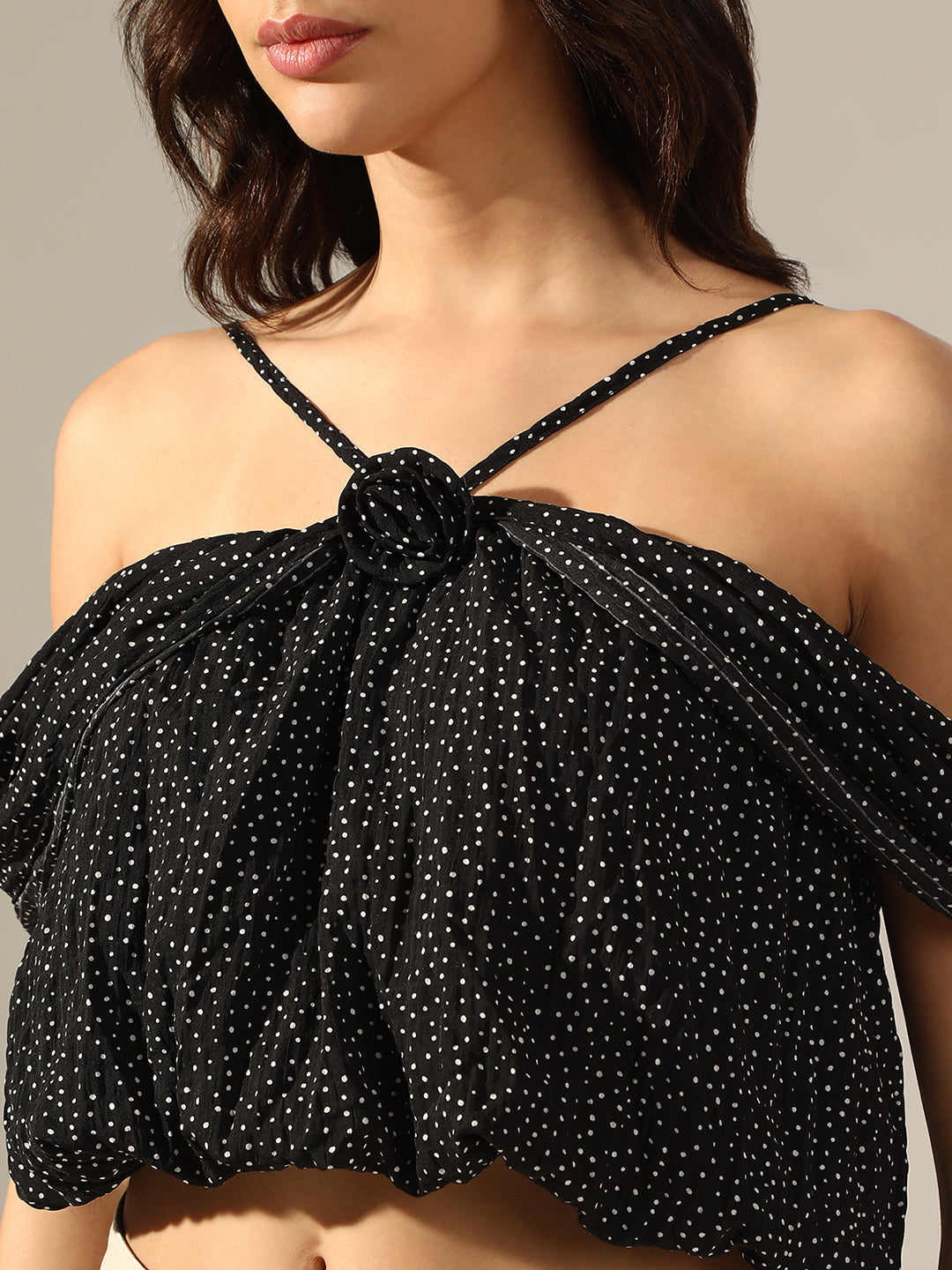Women's Black Polka Dot Off-Shoulder Fit Balloon Crop Top