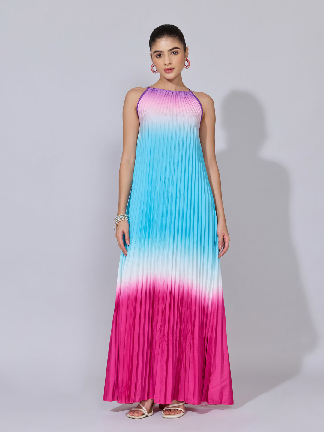 Women's Ombre Pleated Blue Maxi Dress