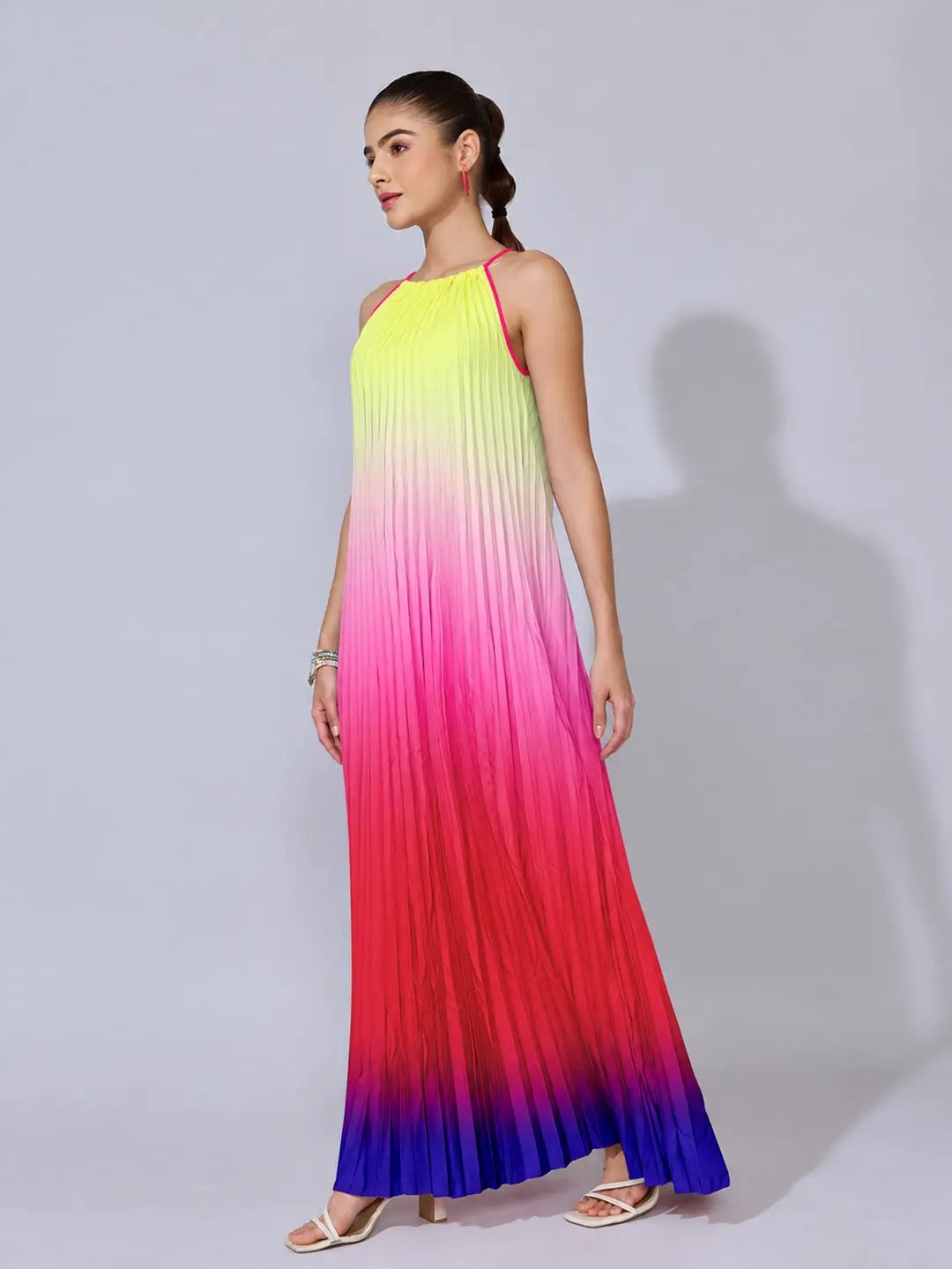Women's Ombre Pleated Red Maxi Dress
