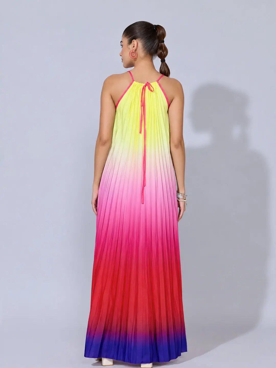 Women's Ombre Pleated Red Maxi Dress