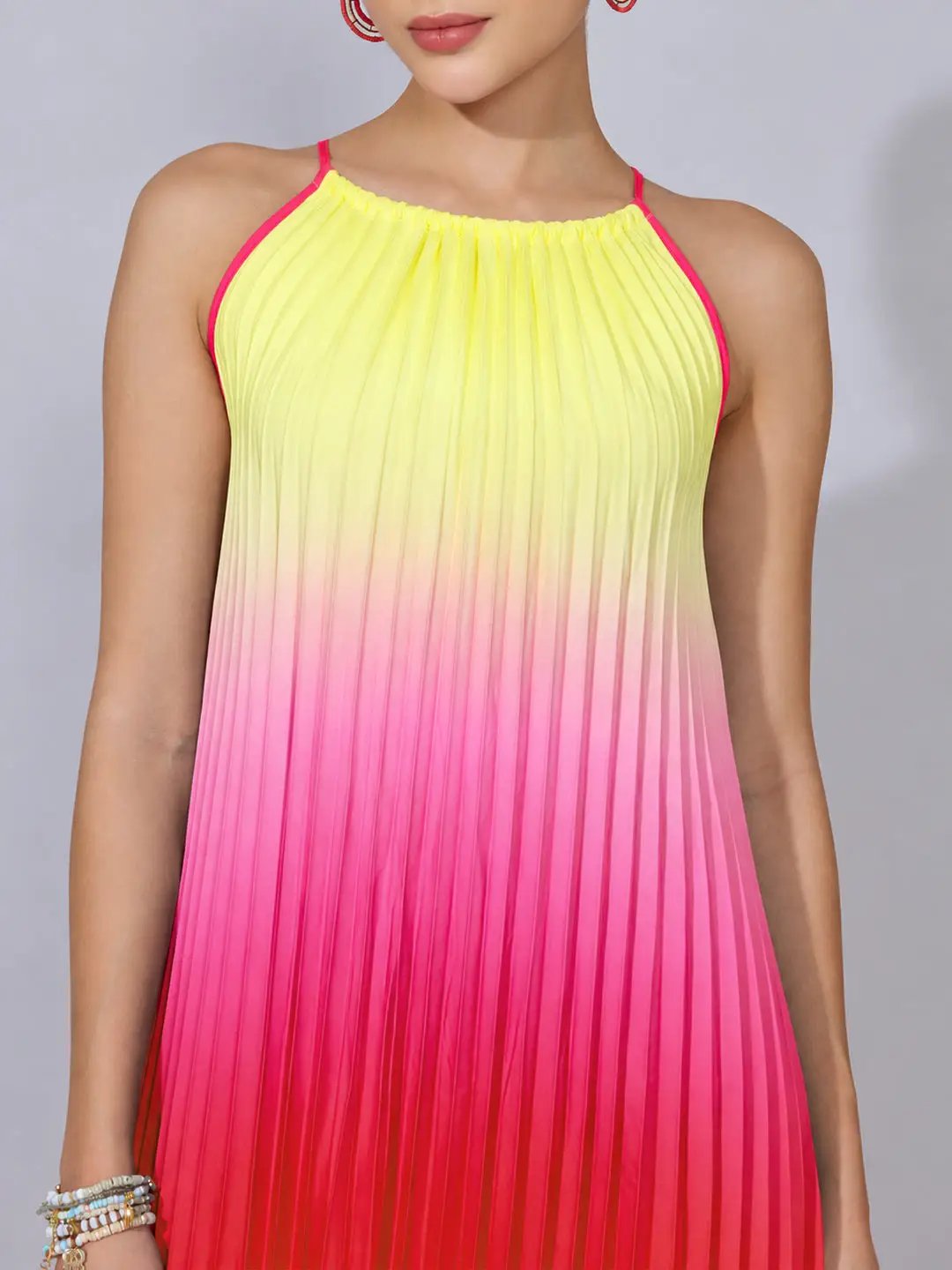 Women's Ombre Pleated Red Maxi Dress