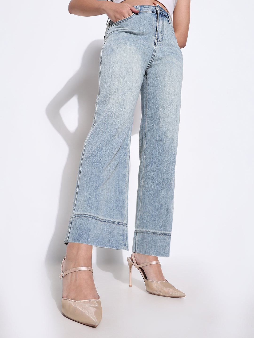 Women Solid Blue Straight Fit Jeans