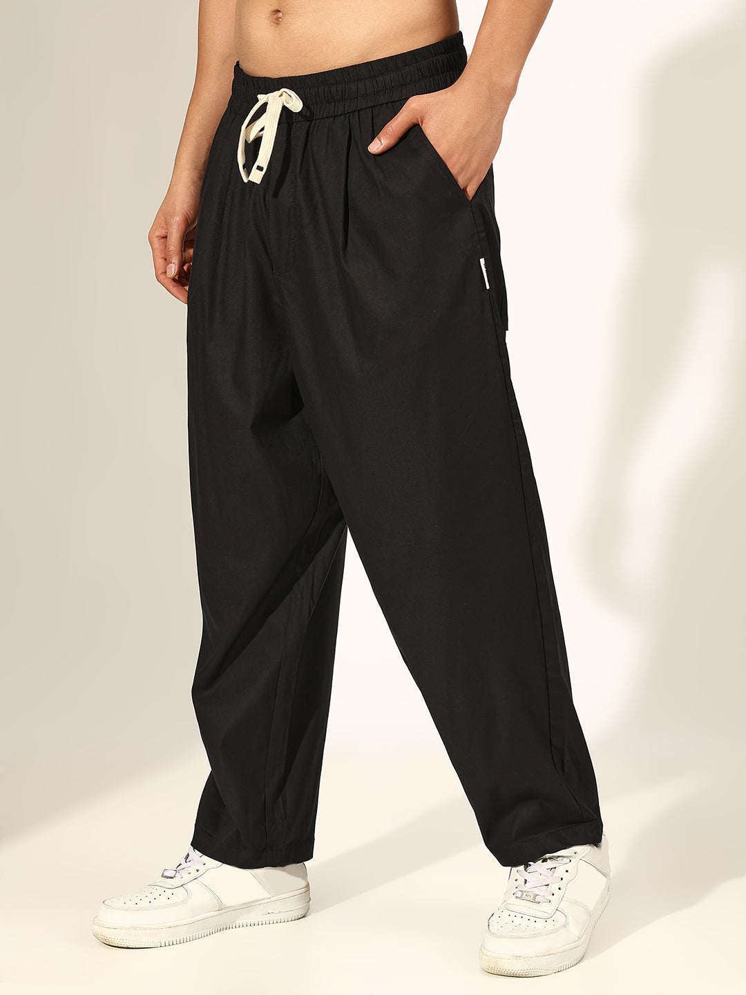 Men's Black Relaxed Fit Korean Trouser