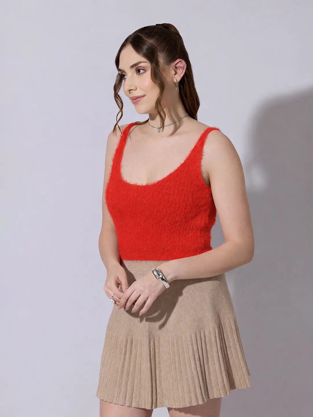 Women's Knitted Red Fuzzy Sleeveless Crop Top - Uncategorized from SHOWOFFFF