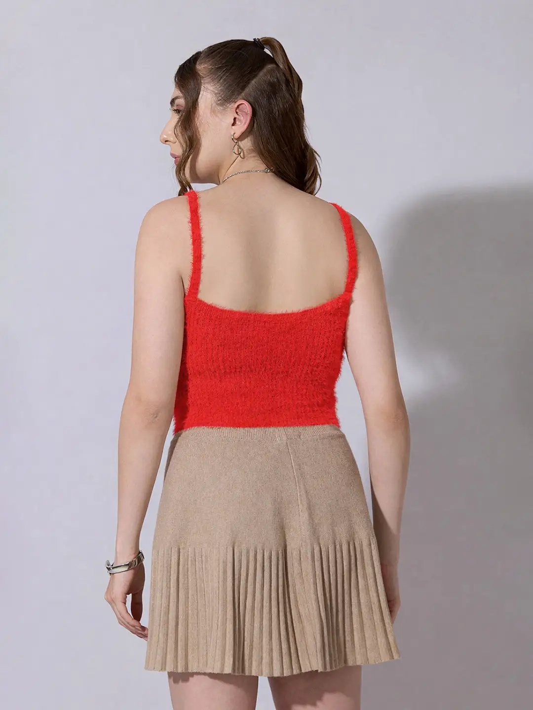 Women's Knitted Red Fuzzy Sleeveless Crop Top - Uncategorized from SHOWOFFFF