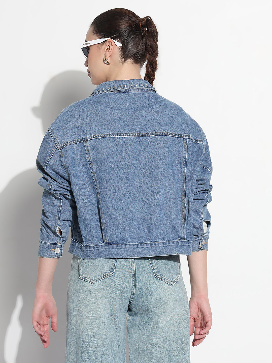 Women's Embellished Blue Spread Collar Relaxed Fit Denim Jacket
